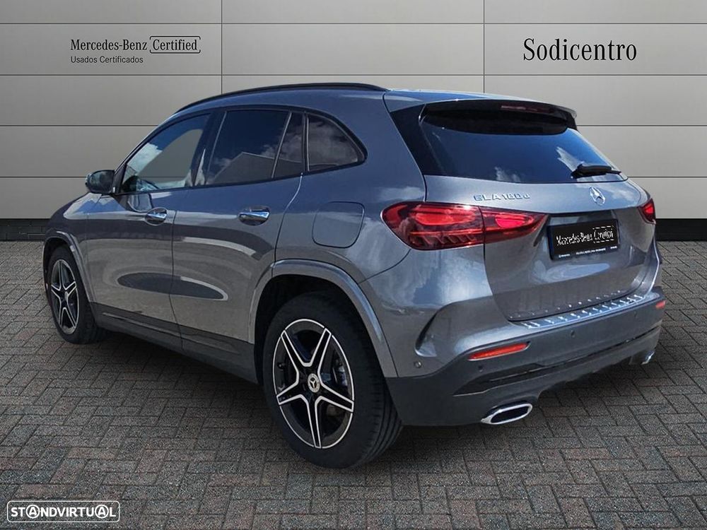 Mercedes-Benz GLA 180 d AMG Line - 8