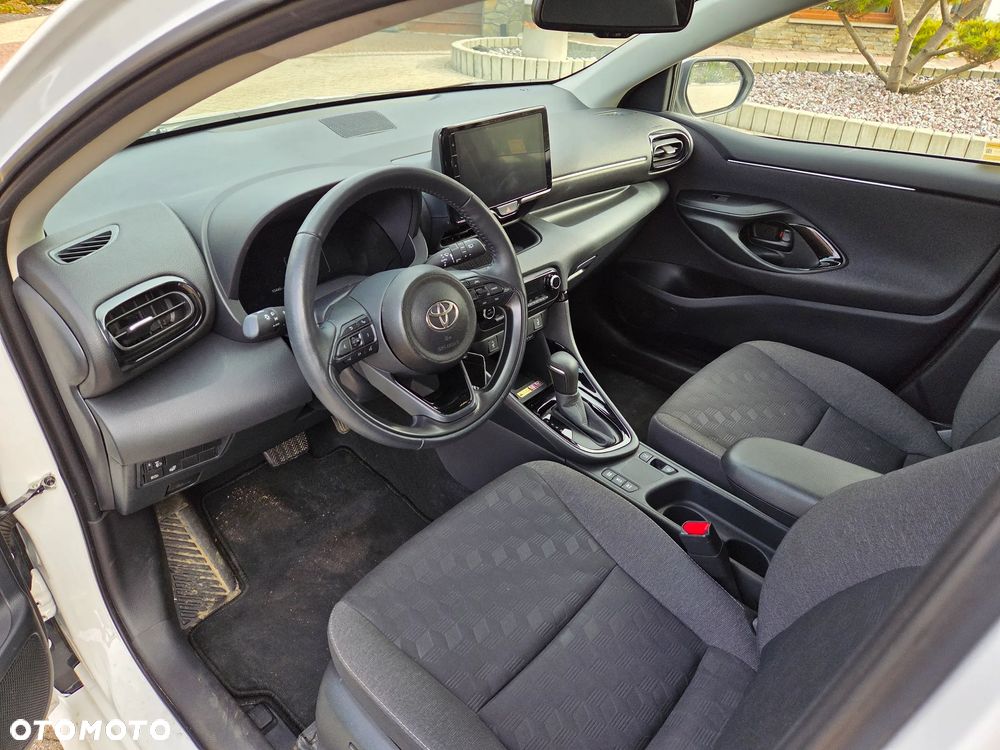 Toyota Yaris - 9