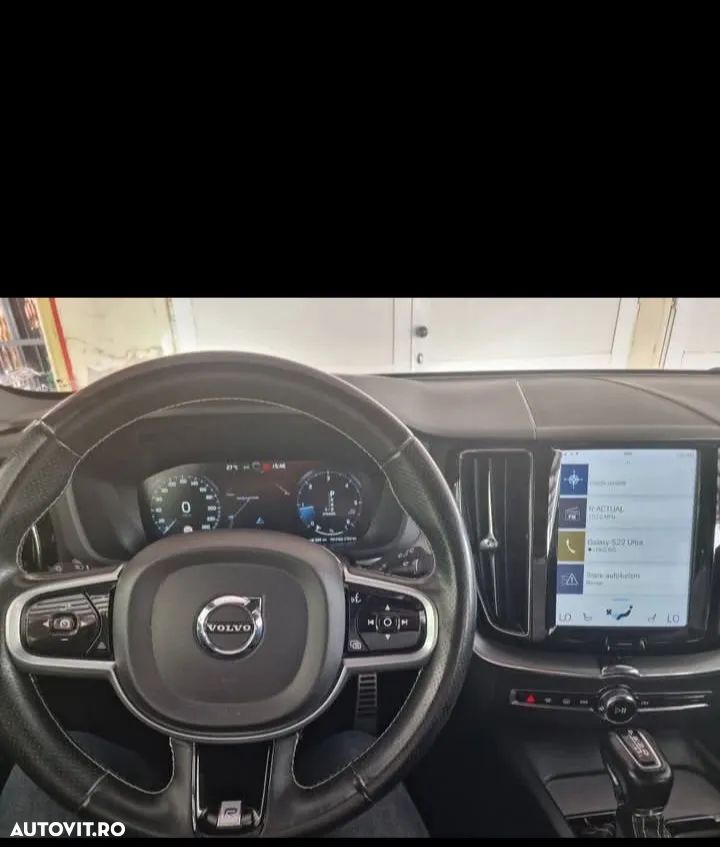 Volvo XC 60 D4 AWD R-Design - 5