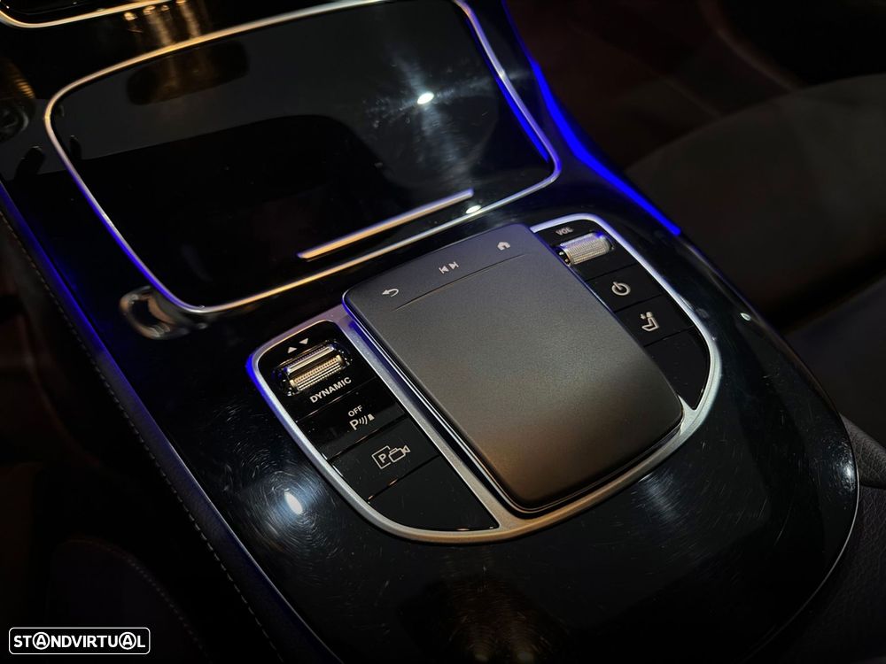 Mercedes-Benz E 300 9G-TRONIC AMG Line - 31