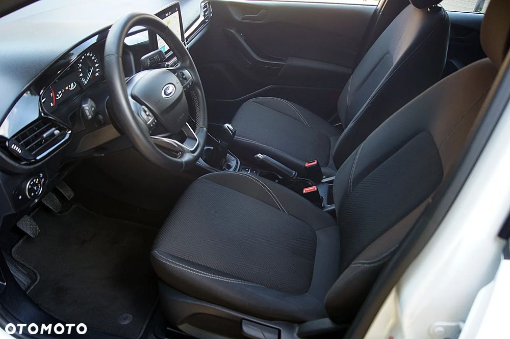 Ford Fiesta 1.1 S&S COOL&CONNECT - 20