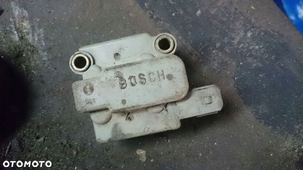 REGULATOR CIŚNIENIA WTRYSKU PALIWA AUDI 80 90 100 2437020005 MOŻLIWA WYMIAN - 1