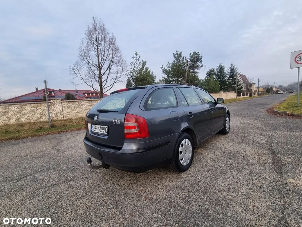 Skoda Octavia 1.6 Ambiente EU5 - 3