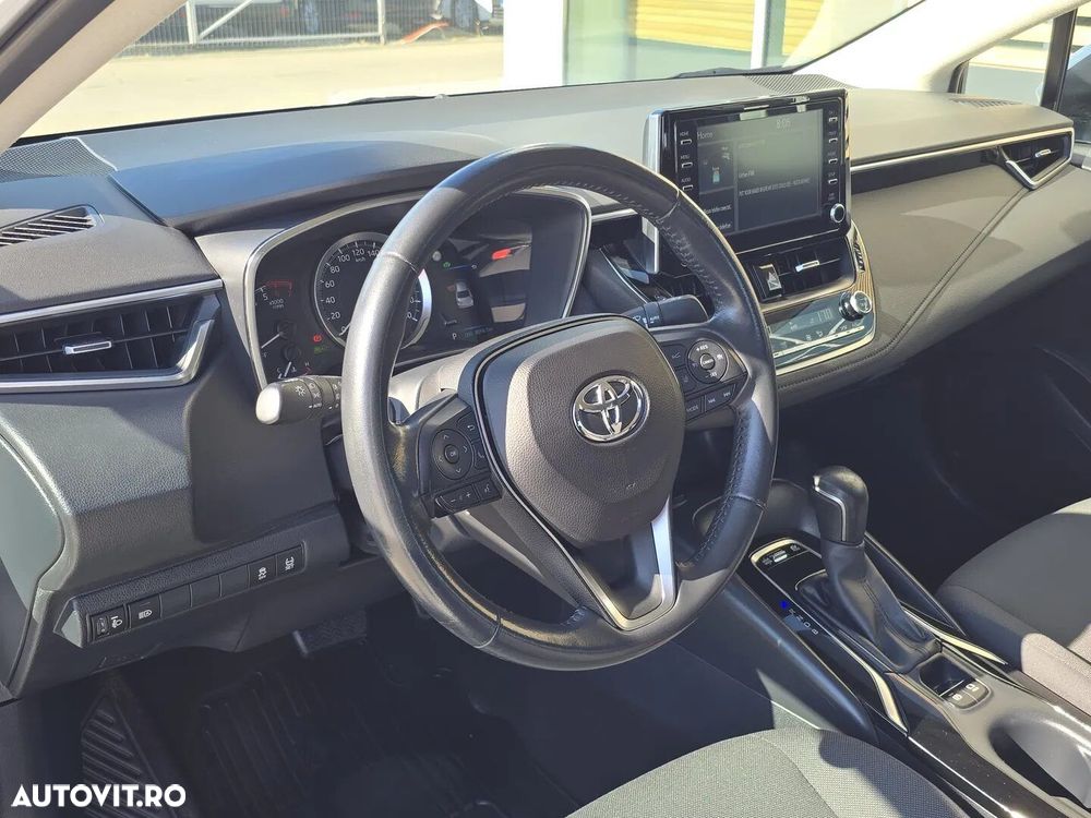 Toyota Corolla - 9