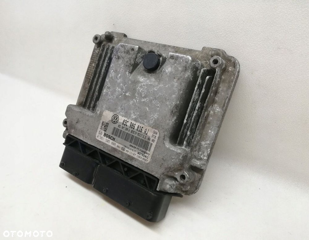 KOMPUTER SILNIKA STEROWNIK VW GOLF V 1.4 TSI 03C906016AJ 0261S05808 - 2