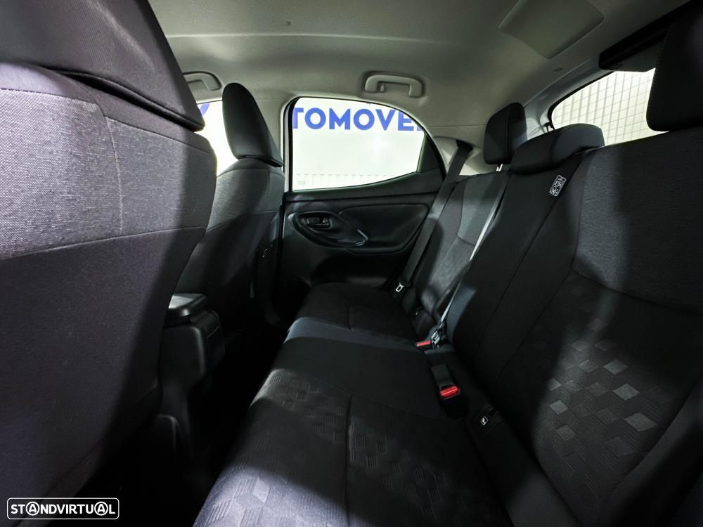 Toyota Yaris 1.5 HDF Premier Edition - 10