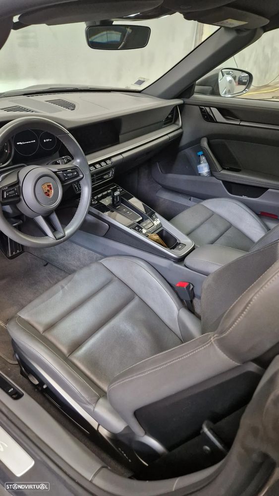 Porsche 911 (992) Carrera 4S PDK - 11
