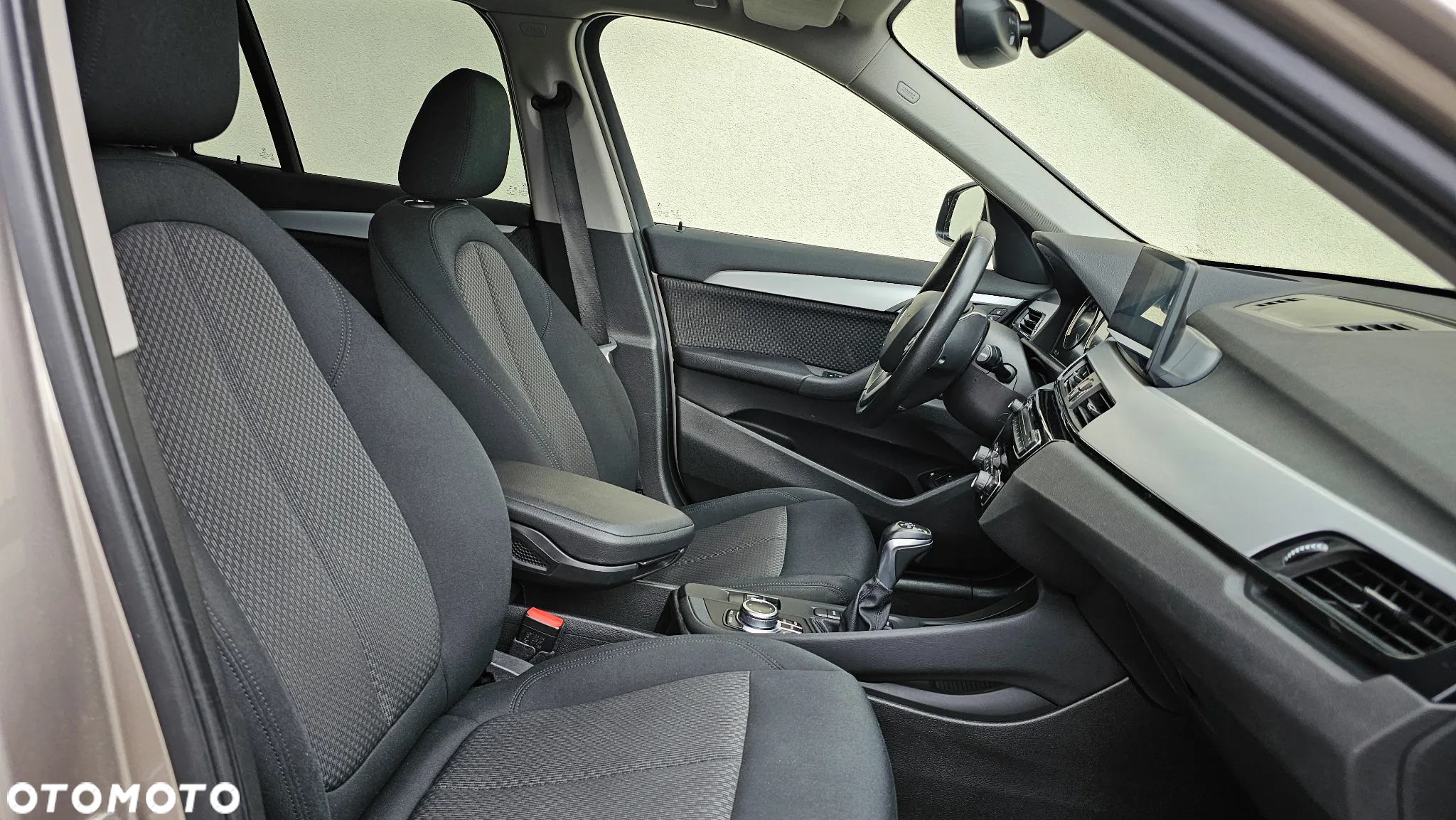 BMW X1 xDrive25e xLine - 16