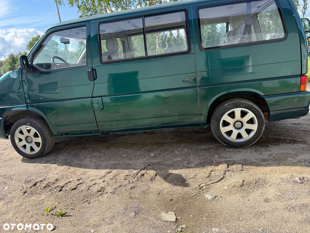 Volkswagen Multivan Standard - 9