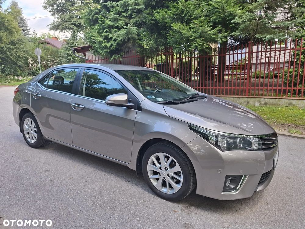 Toyota Corolla 1.6 Premium - 1
