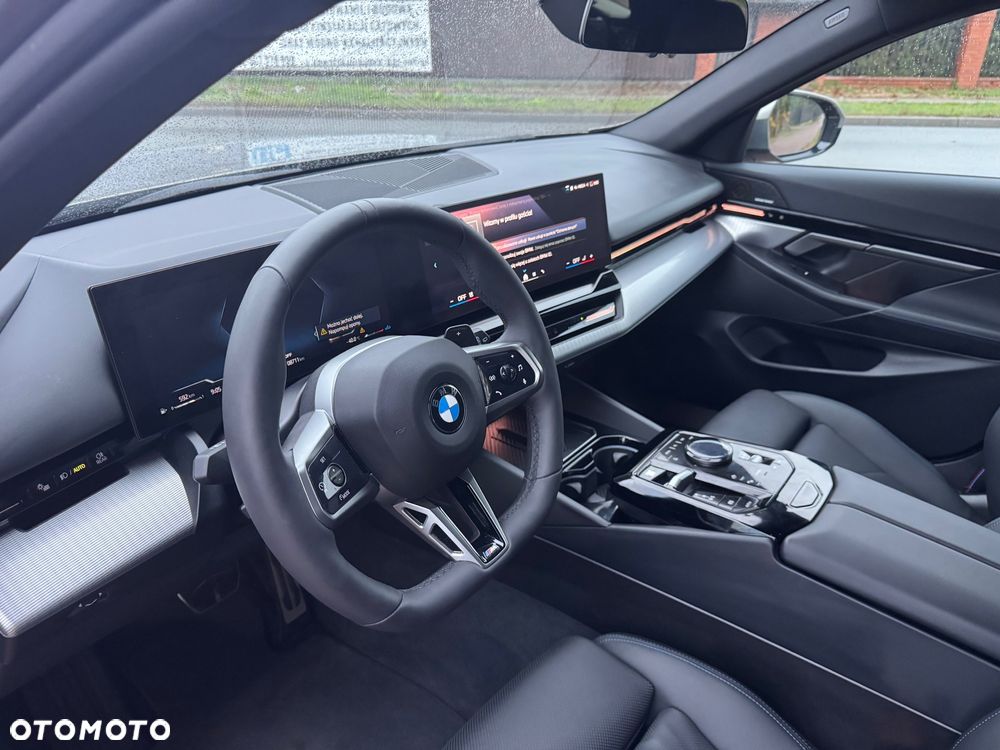 BMW Seria 5 - 24