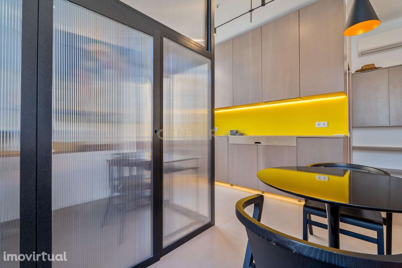 Pretende que o seu dinheiro comece finalmente a trabalhar por si? Este - Grande imagem: 3/13