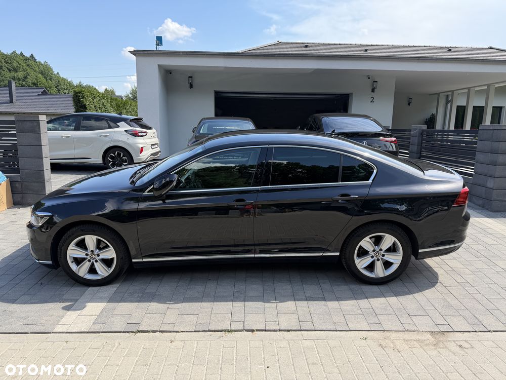 Volkswagen Passat 2.0 TSI Elegance DSG - 2