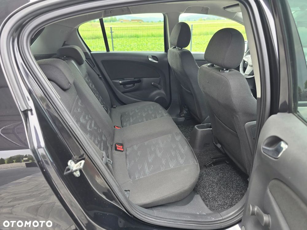 Opel Corsa 1.4 16V Satellite - 18