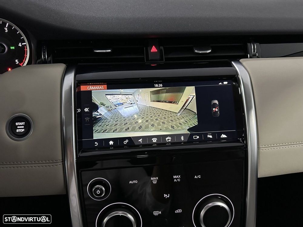 Land Rover Discovery Sport D150 - 13