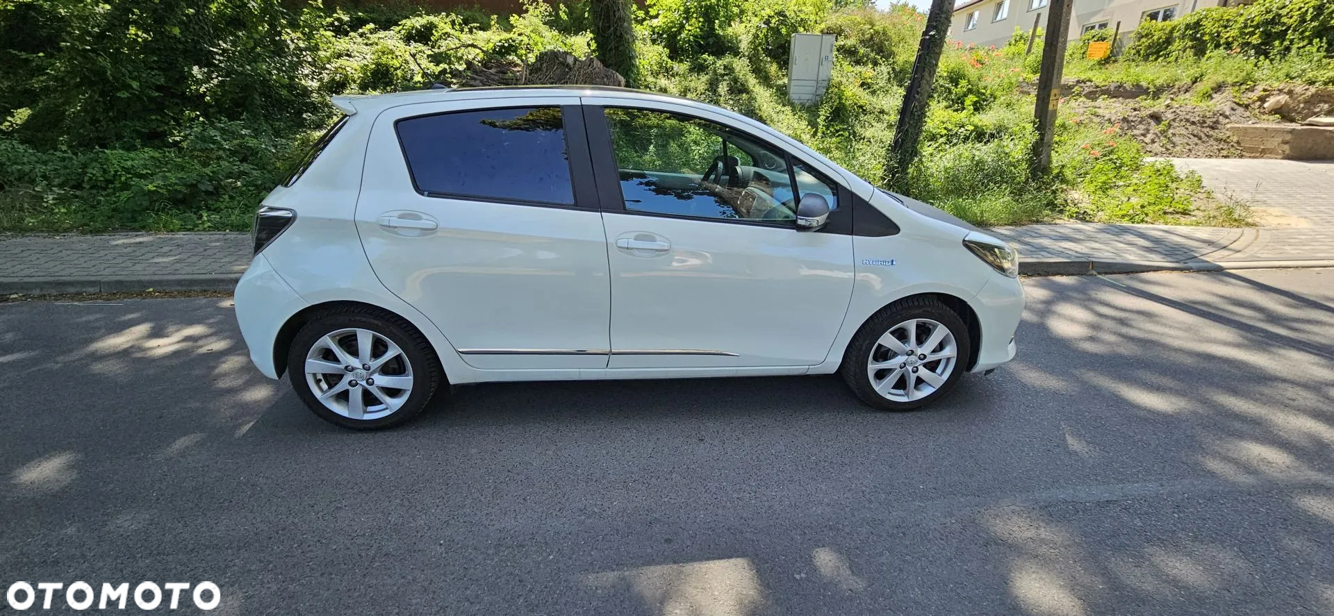 Toyota Yaris Hybrid 1.5 VVT-i Club - 4