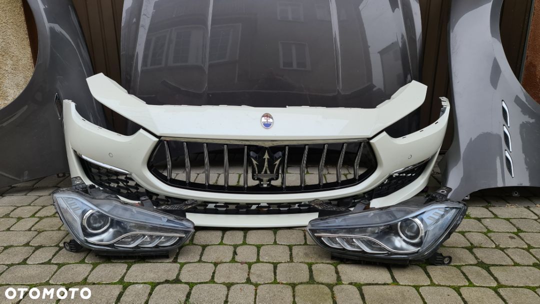 Maserati Ghibli 18 lift zderzak lampy maska przod chlodnice pas - 1