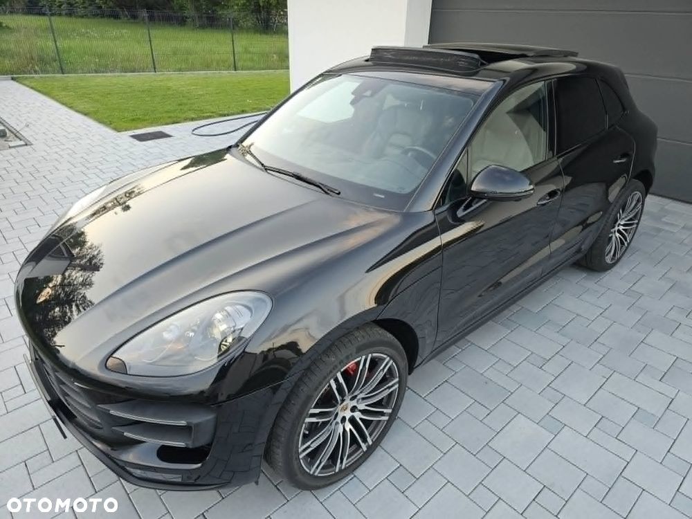 Porsche Macan Turbo PDK - 18