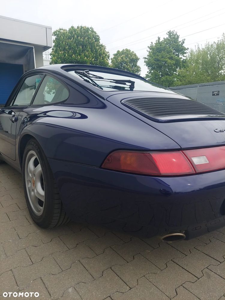 Porsche 911 Carrera - 9