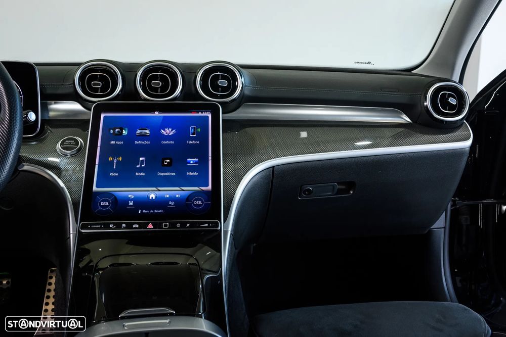 Mercedes-Benz C 300 e AMG Line - 11