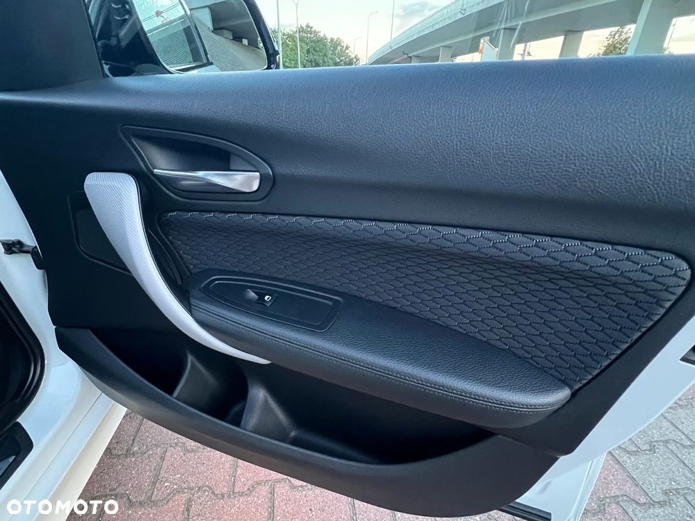 BMW Seria 1 118i M Sport - 6