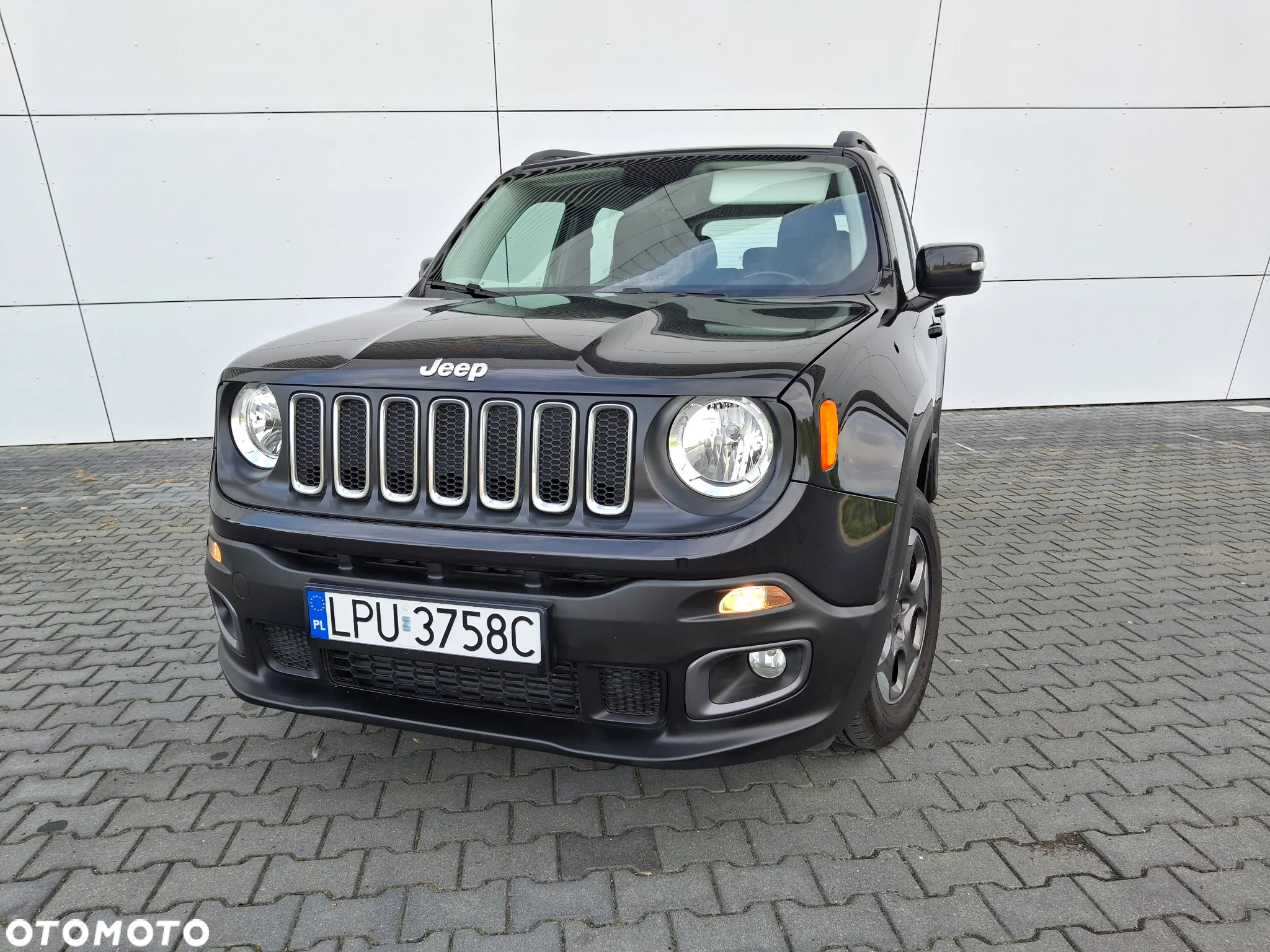 Jeep Renegade 1.4 MultiAir Longitude - 23