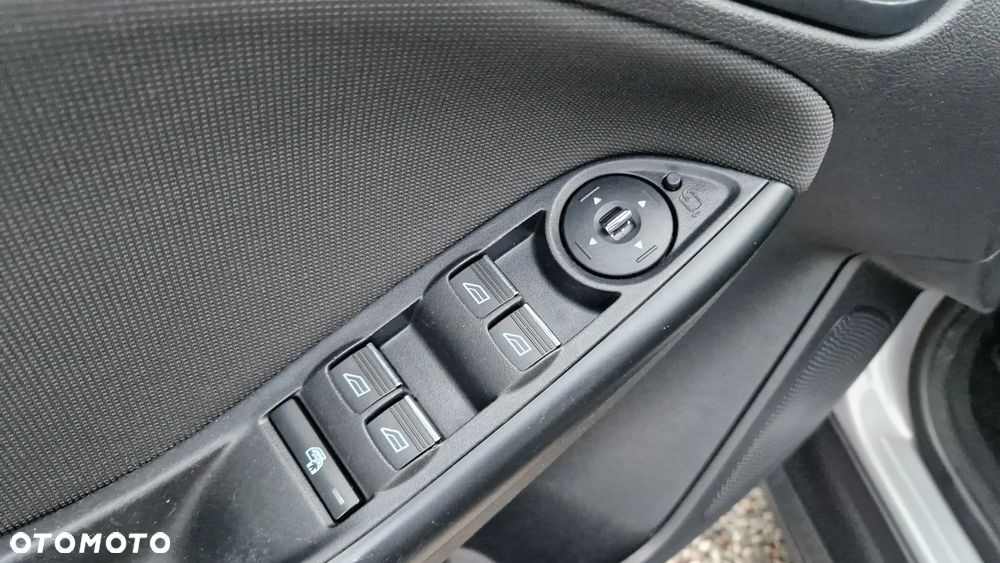 Ford Focus 1.0 EcoBoost STart-Stopp-System Titanium - 24