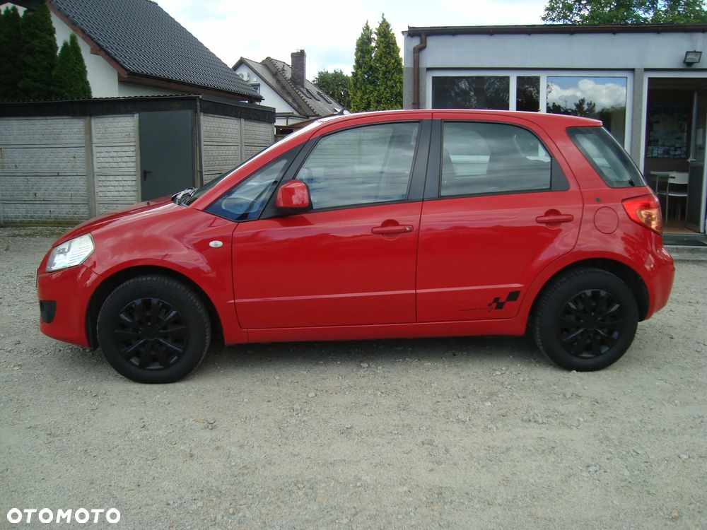 Suzuki SX4 - 4