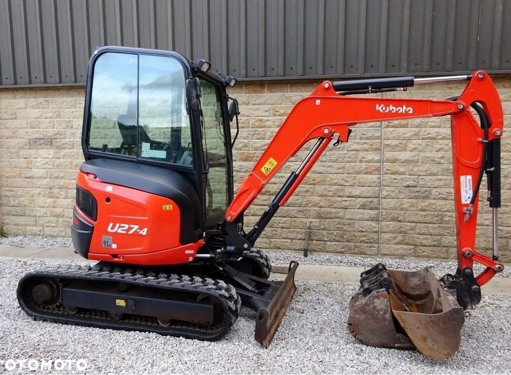 Kubota U27-4 - 12