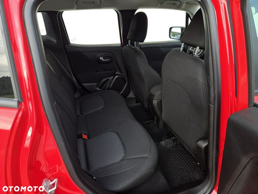 Jeep Renegade - 12