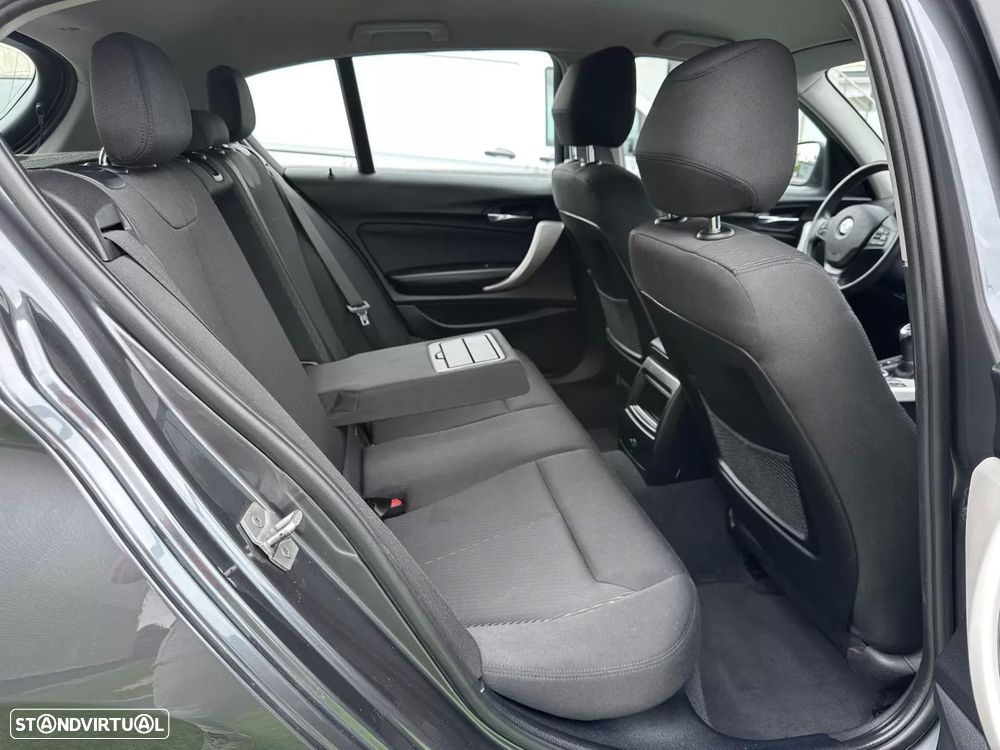 BMW 116 d Sport Line - 53