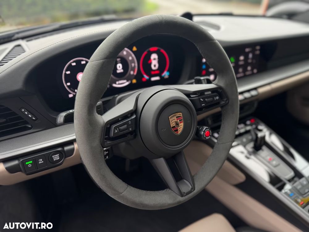 Porsche 911 Carrera S PDK - 20