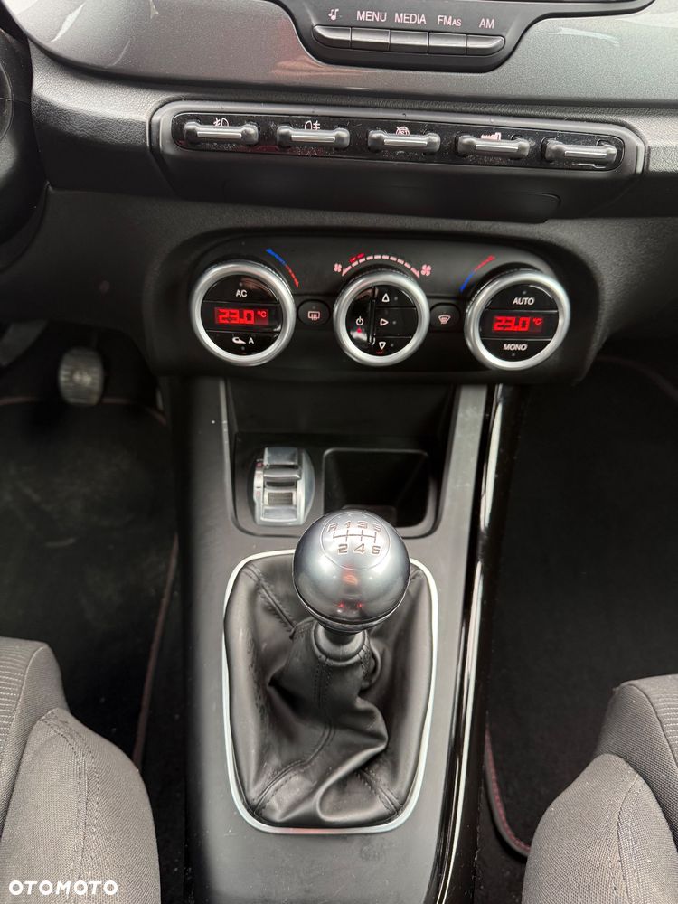 Alfa Romeo Giulietta 1.4 TB 16V Impression - 24