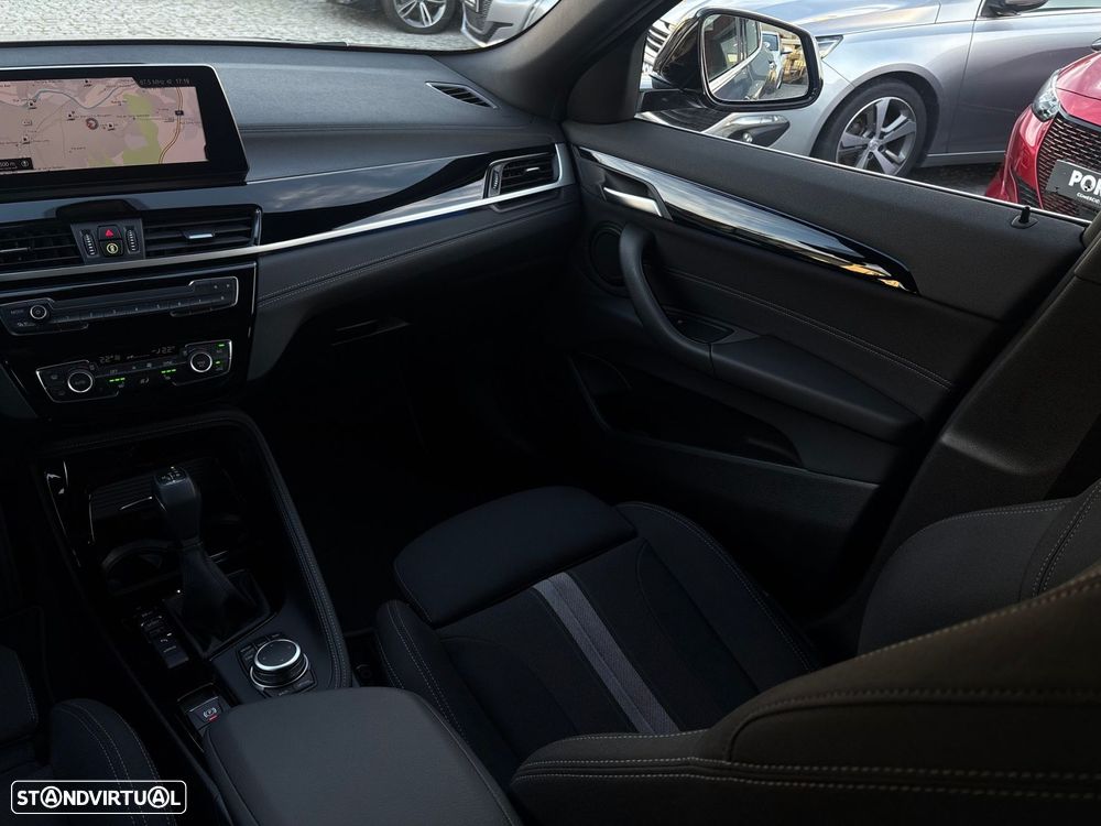 BMW X2 25 e xDrive - 38