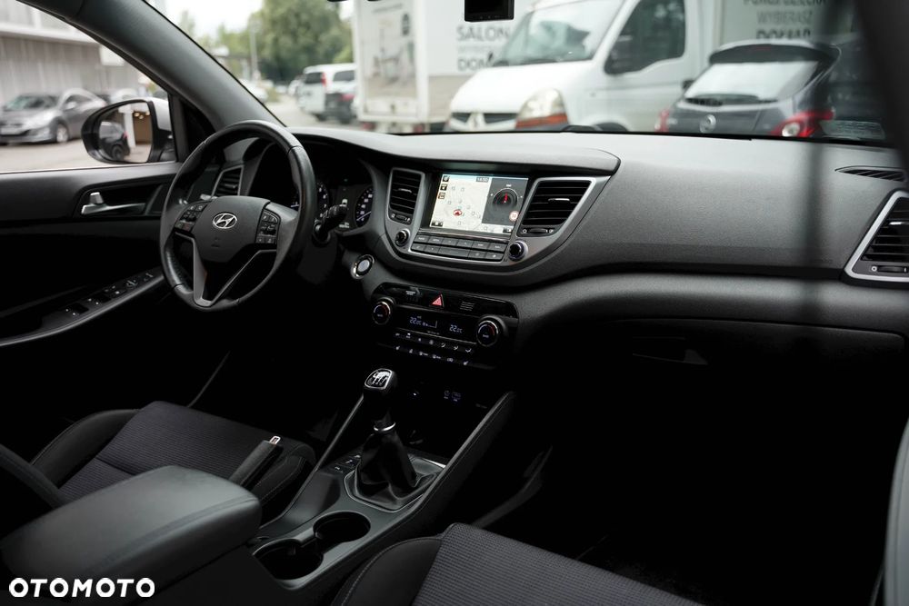 Hyundai Tucson 1.6 GDI BlueDrive TourdePologne 2WD - 14