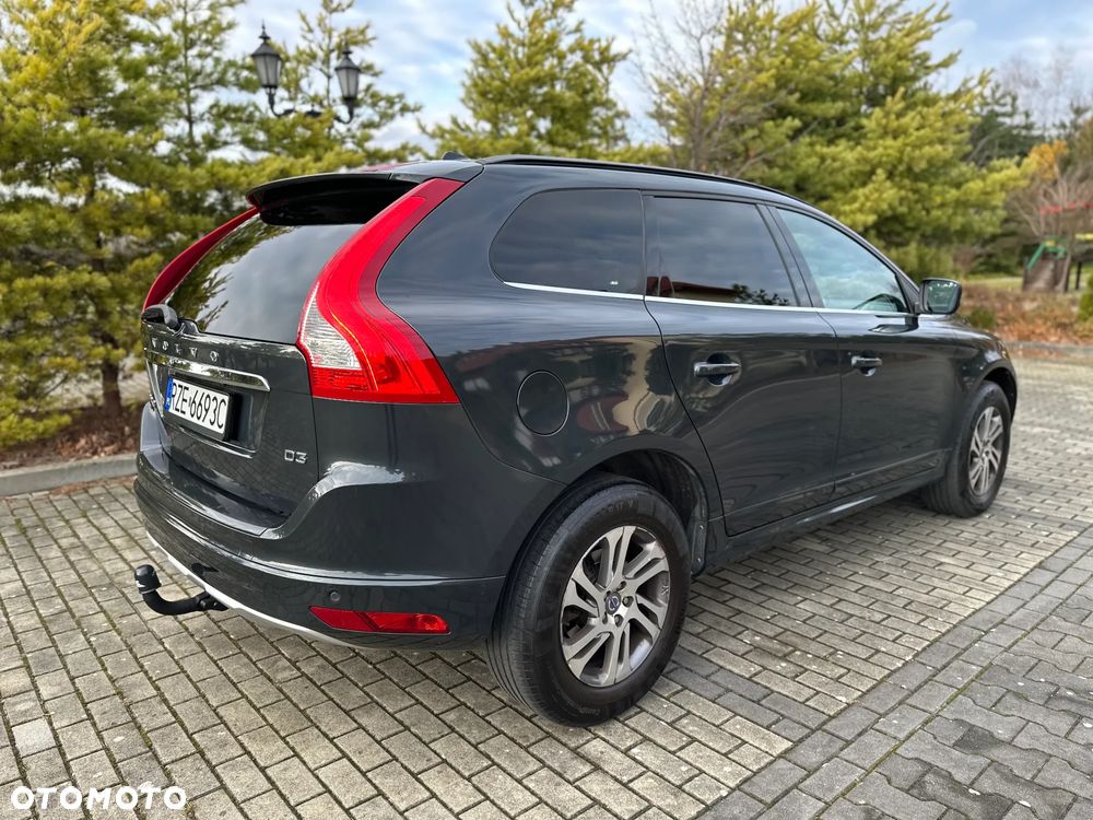 Volvo XC 60 D3 Momentum - 9