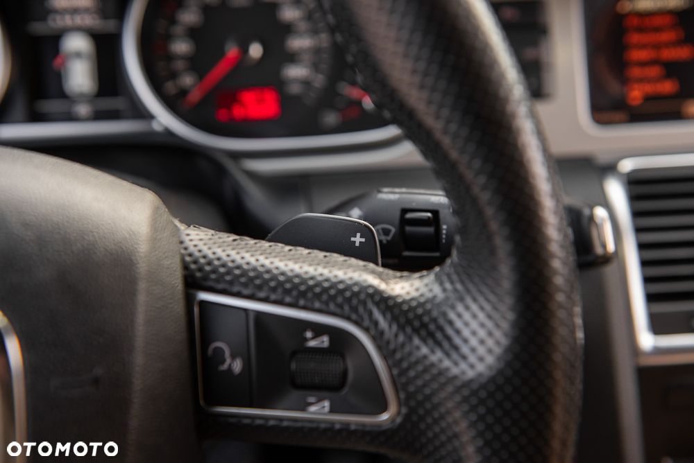 Audi Q7 3.0 TDI Quattro Tiptronic - 11