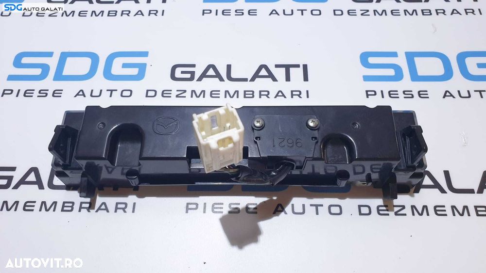 Ecran Central Display Afisaj Ceas Bord Mazda 3 2003 - 2009 Cod SDGM9621 - 3