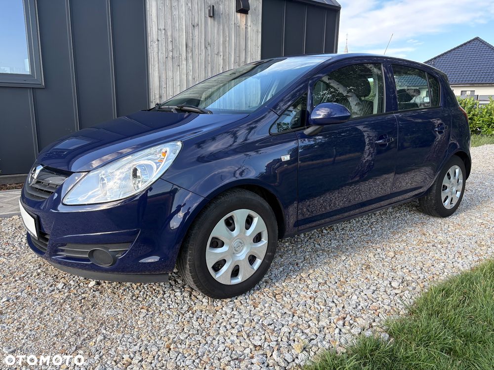 Opel Corsa 1.4 16V Color Edition - 1
