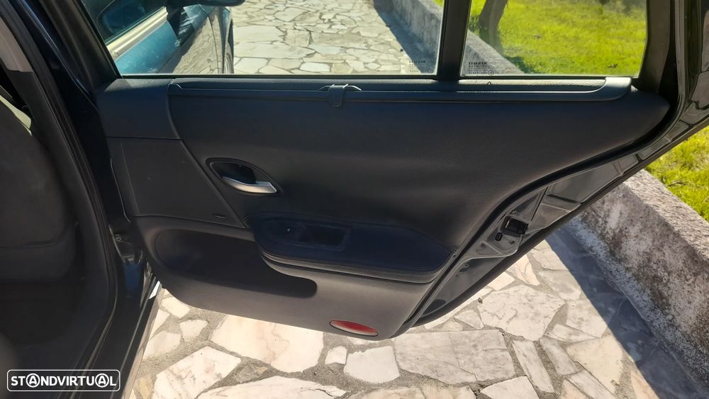 Renault Laguna Break 1.6 Privilége - 32