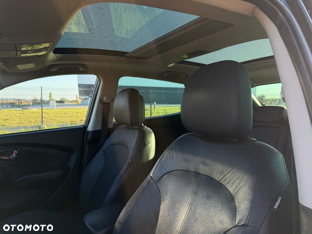 Hyundai ix35 1.7 CRDi Premium 2WD - 16
