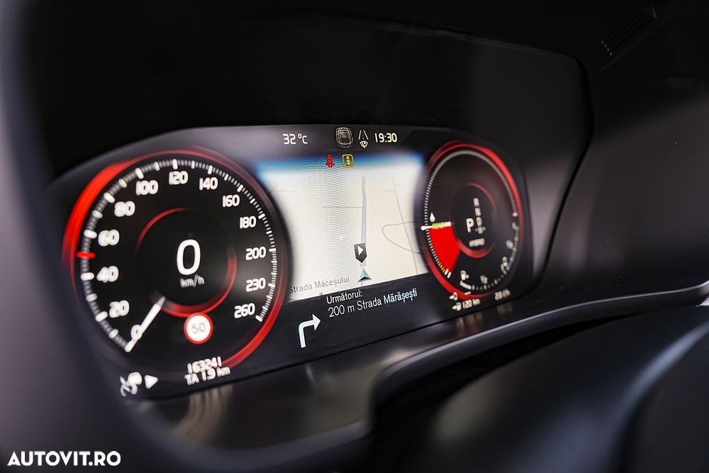 Volvo XC 60 Recharge T6 Twin Engine eAWD Inscription Expression - 30