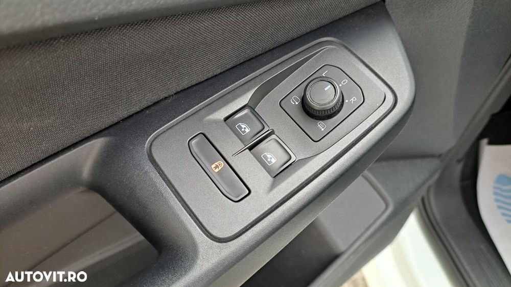 Ford Tourneo Connect 2.0L EcoBlue LWB Titanium - 36