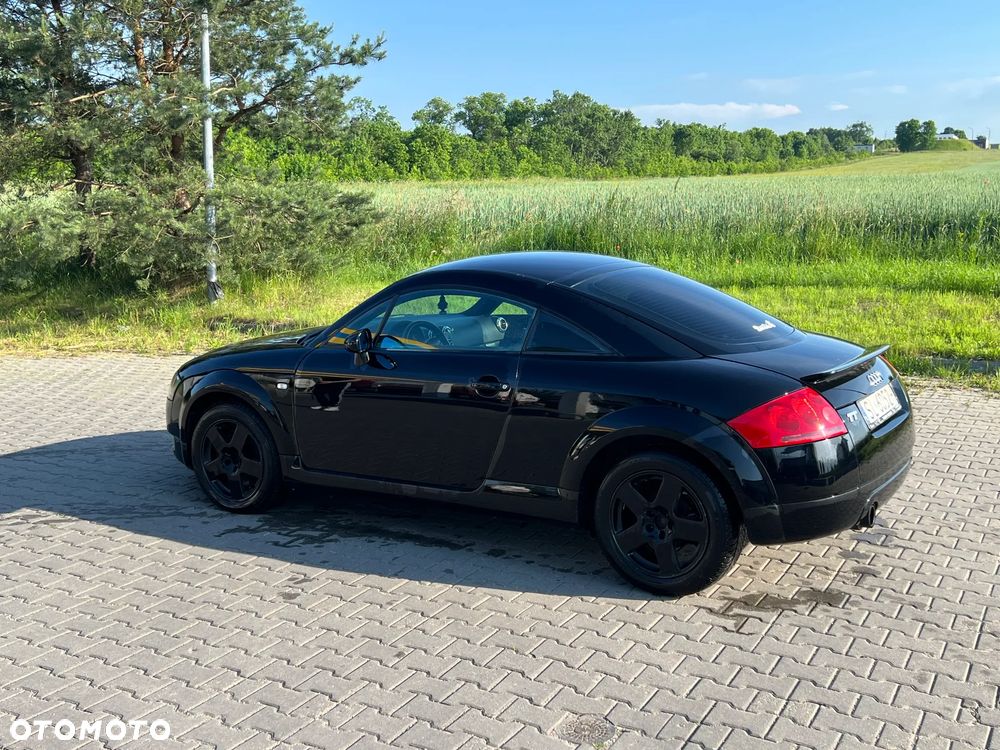 Audi TT Coupé ver-coupe-1-8t - 11