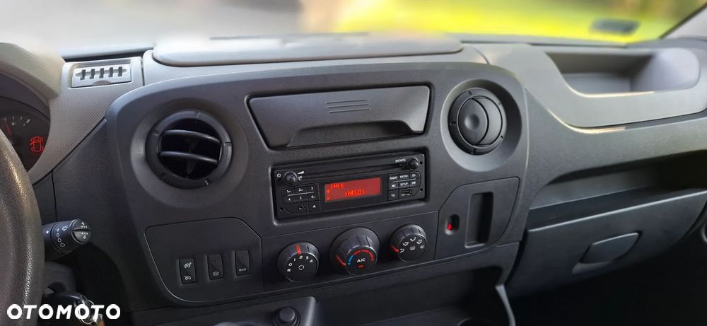 Renault Master - 25