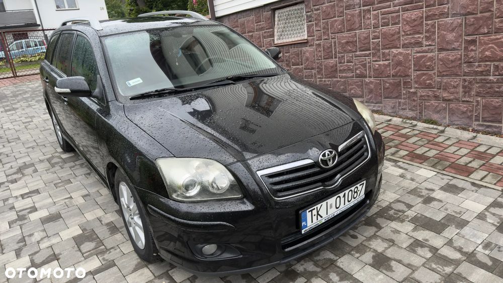 Toyota Avensis 2.0 D-4D Premium - 2