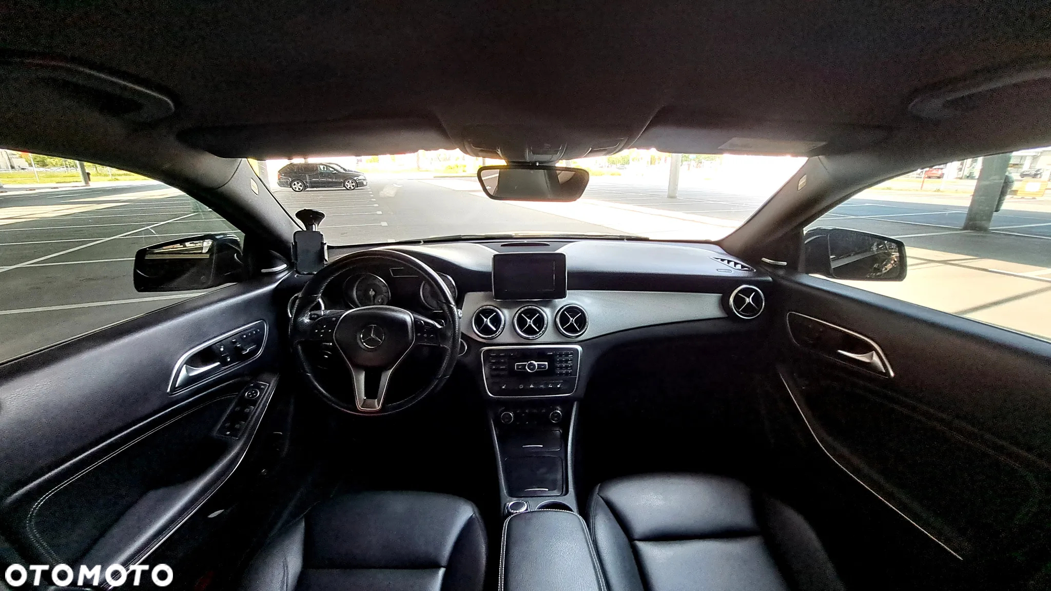 Mercedes-Benz CLA 250 7G-DCT - 10