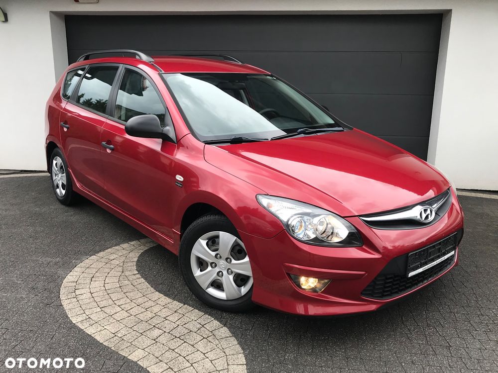 Hyundai i30 i30cw 1.4 UEFA EURO 2012 Edition - 1