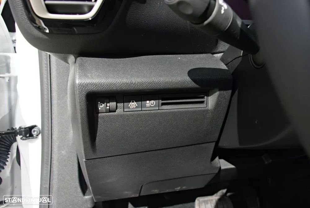 Citroën e-C4 50 kWh Feel - 24