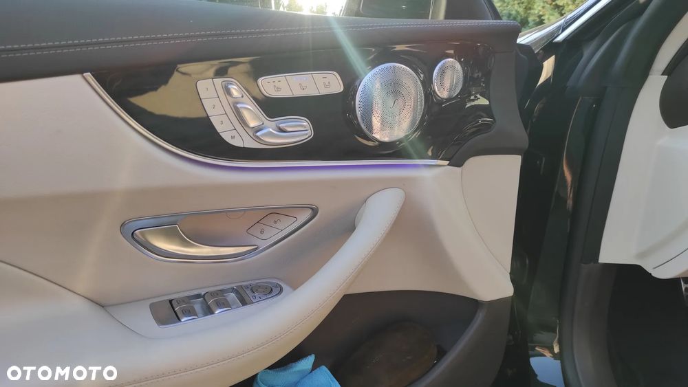 Mercedes-Benz Klasa E 220 d 9G-TRONIC - 14